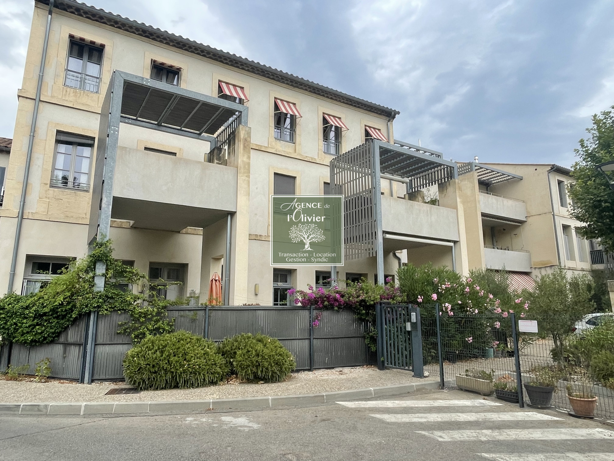 FONTVIEILLE - Appartement de 73 m2 au coeur du village